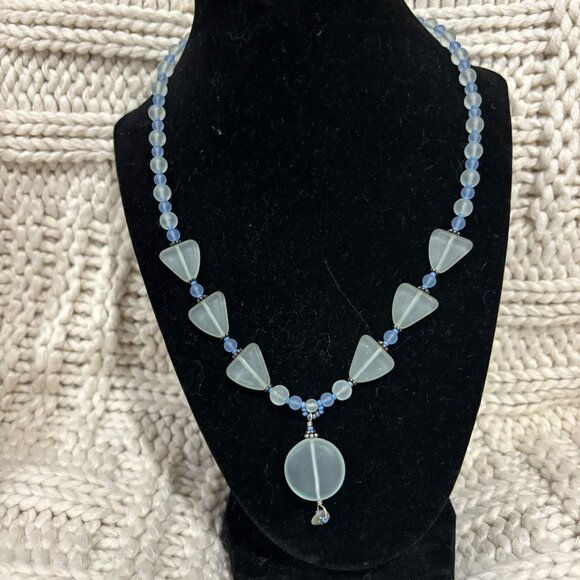 Vintage beaded necklace matte art glass sterling silver clasp - Picture 1 of 3